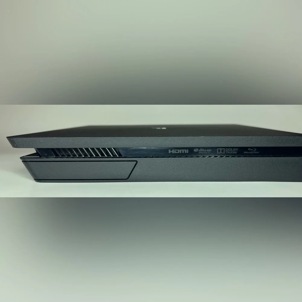 PS4 Slim